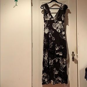 Black Floral V-Neck Maxi Dress